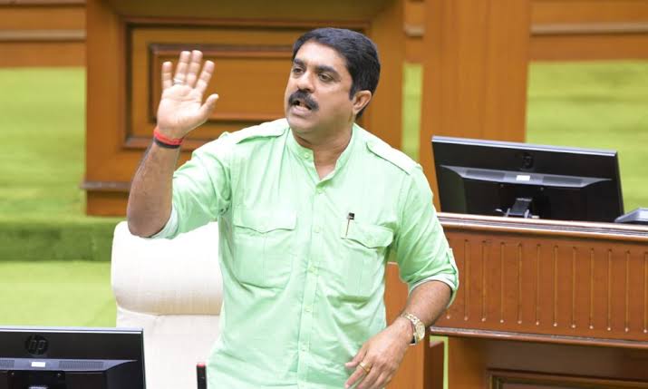 Passing Full Budget Now Unjust to Opposition: Vijai Sardesai