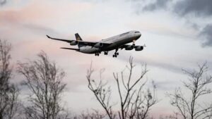 Government Caps Jet Fuel Price Surge to Protect Domestic Airlines
