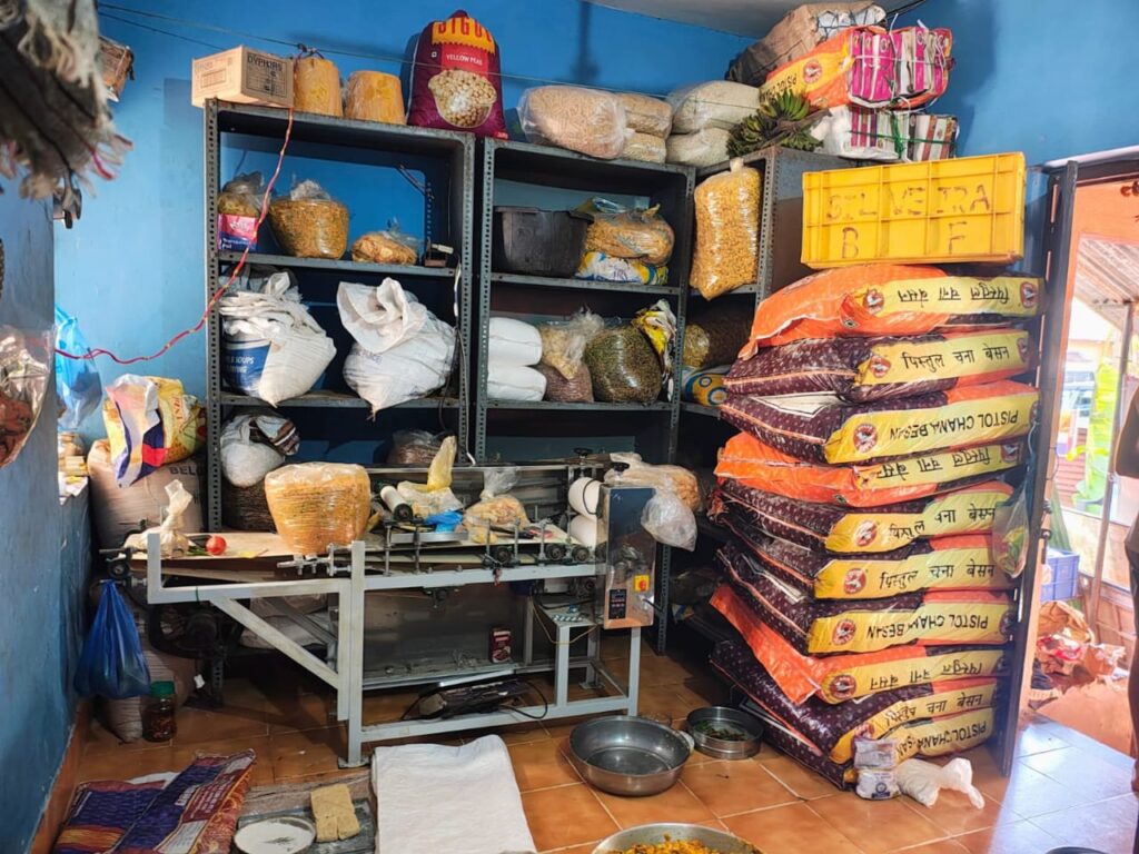 Unhygienic Food Units Penalised In Salcete, 450 Kg Farsan Seized
