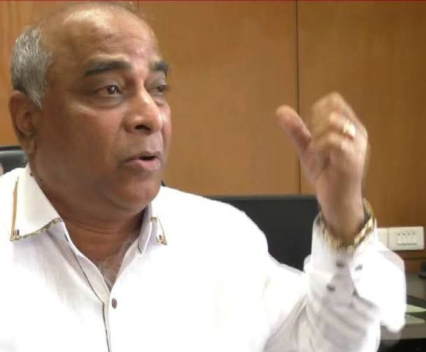 Ajgaonkar Slams Jit, Pravin; Defends 25-Year Record of Development