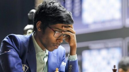 Fabiano Caruana Hands Praggnanandhaa First Defeat At Super Chess Classic