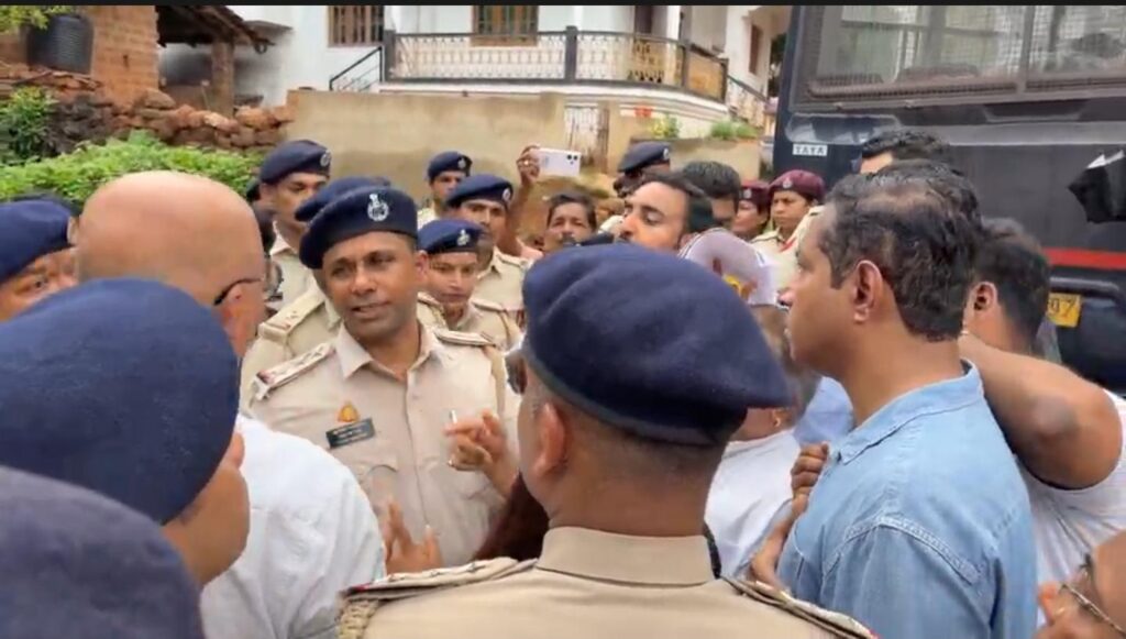 Police Halt AAP March to Power Minister’s Residence Over Power Bill Protest