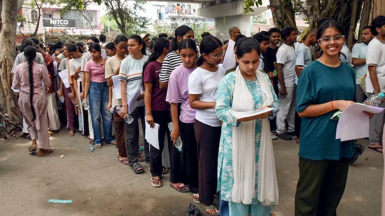 30 Held in NEET Re-Test Fraud Crackdown as Nine Impersonators Caught at Bihar Exam Centres