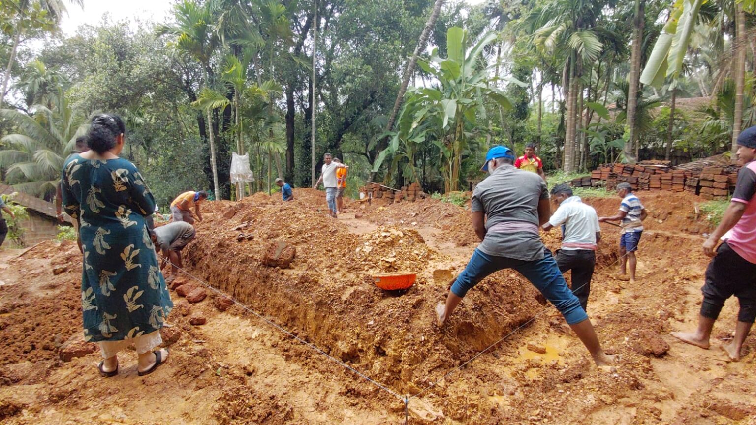 Ramesh Tawadkar Lays Foundation for New Home Under Shramdham Initiative in Poinguinim