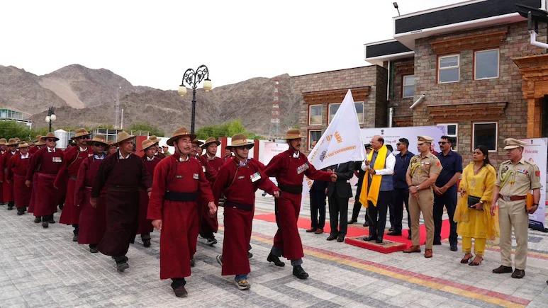 Ladakh Deploys 100 Ex Servicemen to Crack Down on Illegal Off Roading and Environmental Violations