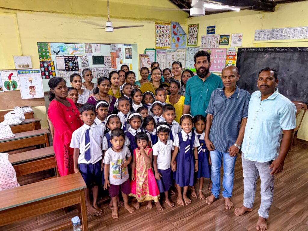 RGP MLA Viresh Borkar Distributes School Kits to 250 Students in St. Andre