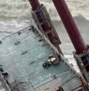 Betul Jetty Still Under Construction, ONGC Clarifies After Pontoon Damage