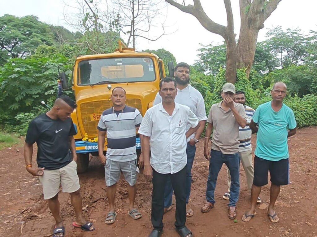 MLA Anton Vas Alleges Illegal Sewage Dumping In Cortalim, Demands Action