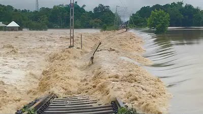 Floodwaters Continue to Rise as Assam Death Toll Reaches 10