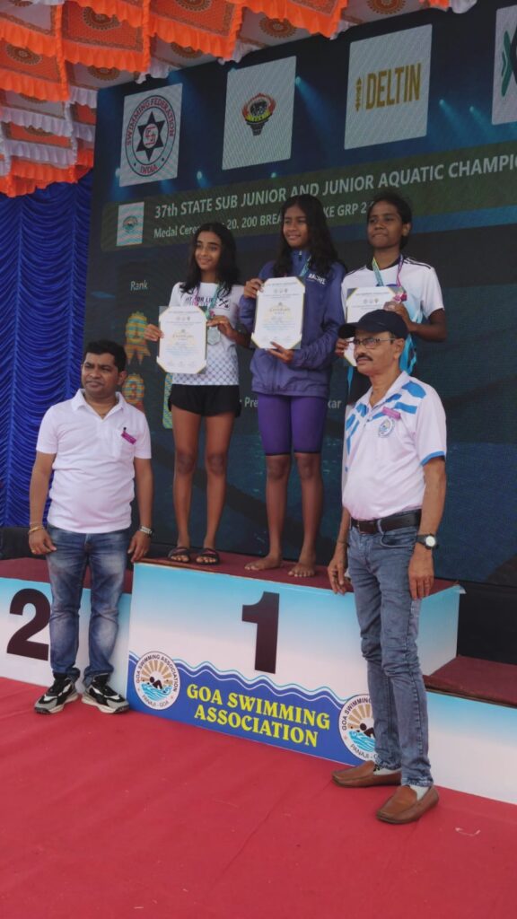 Rachel D’Souza Clinches Four Golds and One Silver at State Aquatic Championship