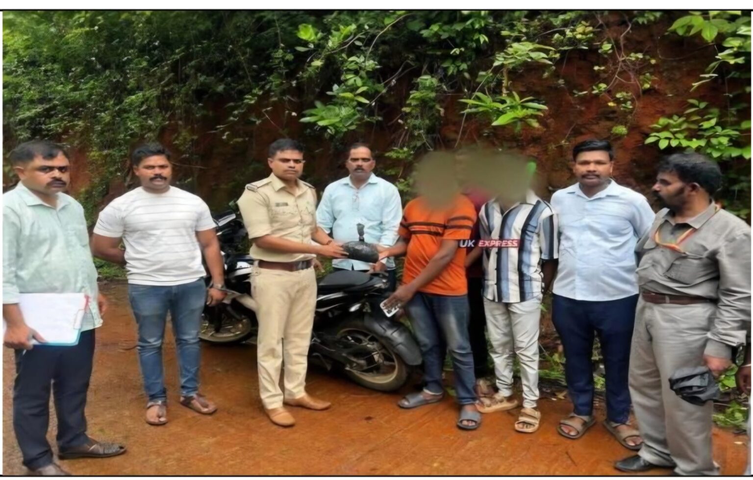 Karwar Police Bust Goa-Karnataka Ganja Network; Five Held Including Three Women