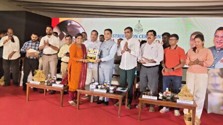 CM Hands Over Housing Board Allotment Letters to 544 Families in Dabolim