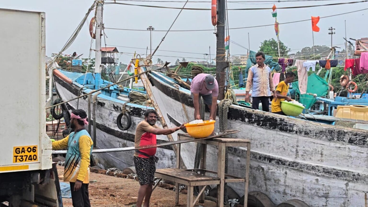 Goa Fishing Boats Ready to Sail as Ban Ends; Labour Shortage, Pending Subsidies Worry Owners