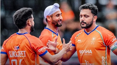 India Crush Pakistan 5-3 to Seal Men’s Hockey World Cup Second-Round Spot