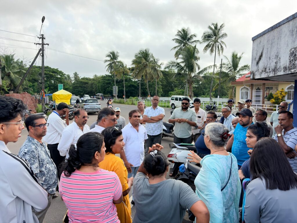NH66 Expansion Work Halted In Dandewado-Chinchinim As Villagers Demand Bypass, Clarity