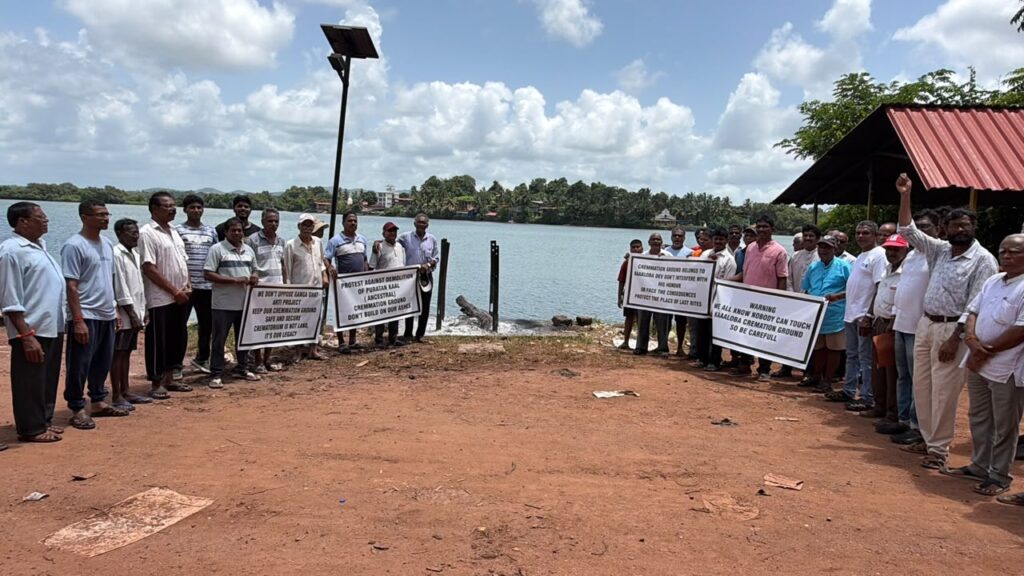 Resolve crematorium issue before Ganesh Chaturthi or we will approach High Court, villagers warn