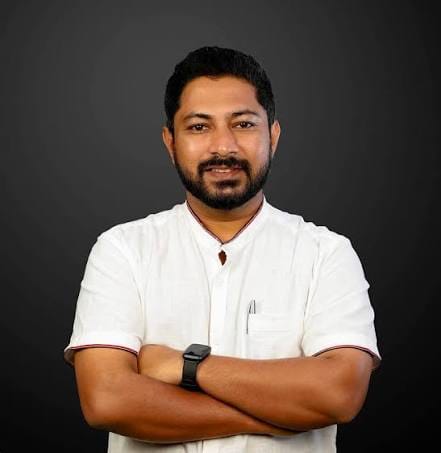 Manoj Parab’s Ganesh Chaturthi post triggers comeback buzz