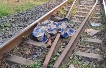 Unidentified Person Dies After Being Hit by Train at Curchorem Railway Station
