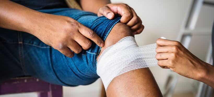 Woman sustains fracture injuries after motorcycle hit-and-run in Margao