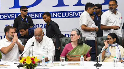 ‘Our Last Hope Is With You’: Delhi Traders Urge INDIA Bloc Leaders to Postpone November 1 Rally